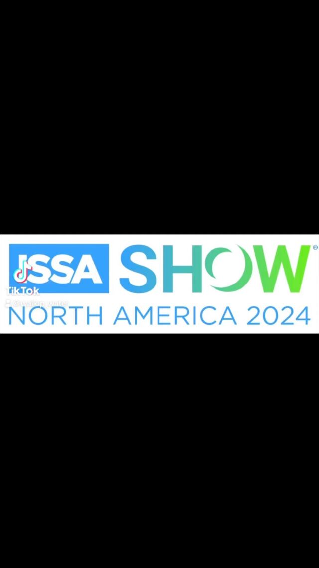 We are back in Vegas to hydrate @issashownorthamerica with @vectairsystems - free triple filtered water available #stayhydratedmyfriends #wallopwater #wallopwaterusa #wallopwatereventa #wallopwaterbrandme